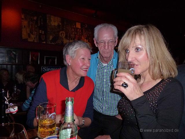 Podium 2012-02-11_63.jpg - Lagebesprechung um Mitternacht